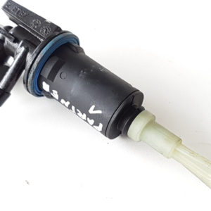 CLUTCH MASTER CYLINDER