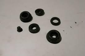 WHEEL CYLINDER KIT